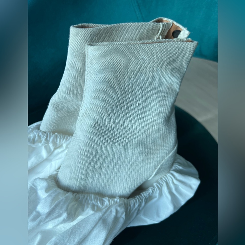 Maison Margiela Tabi Boots - Women’s White Ankle Boots size 38(EU) 8(US) - Picture 9 of 14